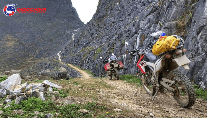 The winding road and sharp bends make it a thrilling ride for motorbike enthusiasts