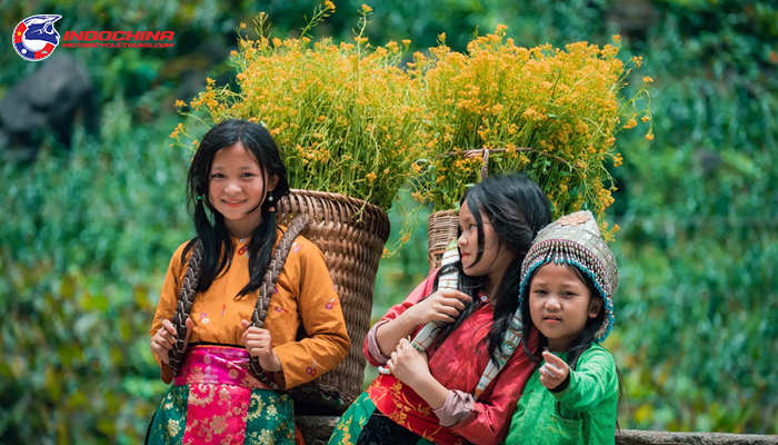 Learning about local culture of Ha Giang’s people
