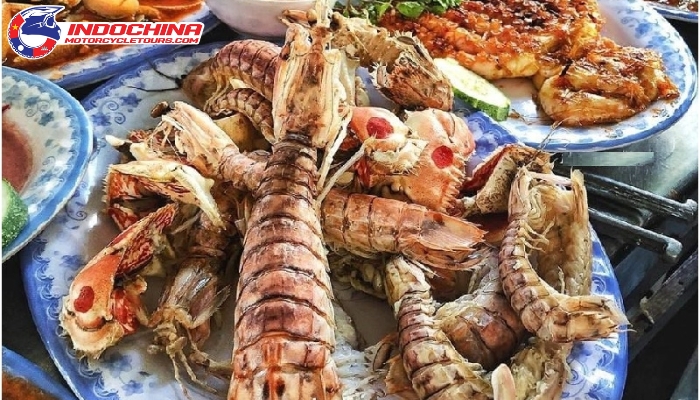 Fresh seafood in Nam Danh