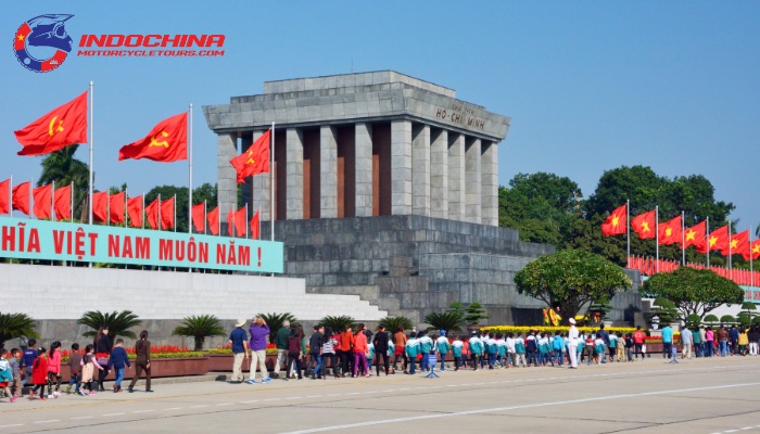 Ho Chi Minh Mausoleum Ha Noi