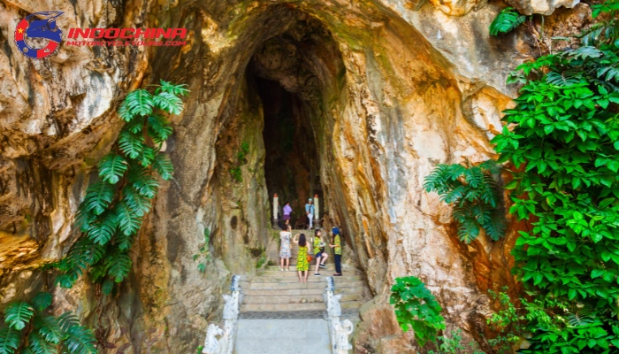 Marble Mountains is an ideal place for visitors to explore unique caves and pagodas