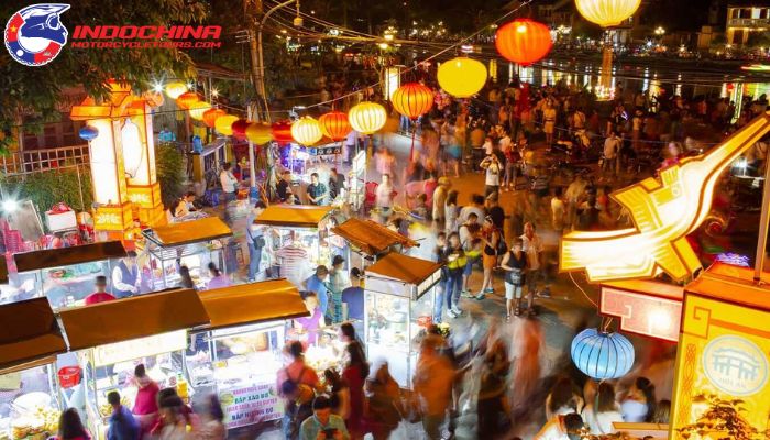 Experience the vibrant Hoi An Night Market.