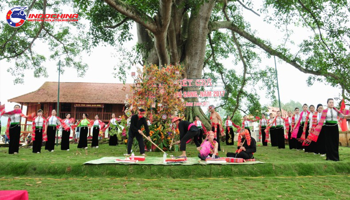 Moc Chau Het Cha Festival is one of the unique festivals in Son La Province. 