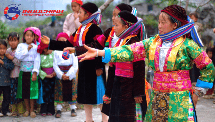 Immerse yourself in local culture: Join the festivities!