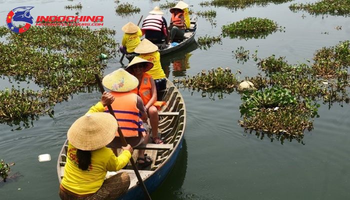 Tra Nhieu Fishing Village: Discover the essence of local life through traditional fishing and rustic charm.